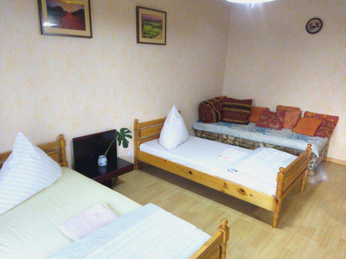 Kamen 2 Zimmer * Stuttgart